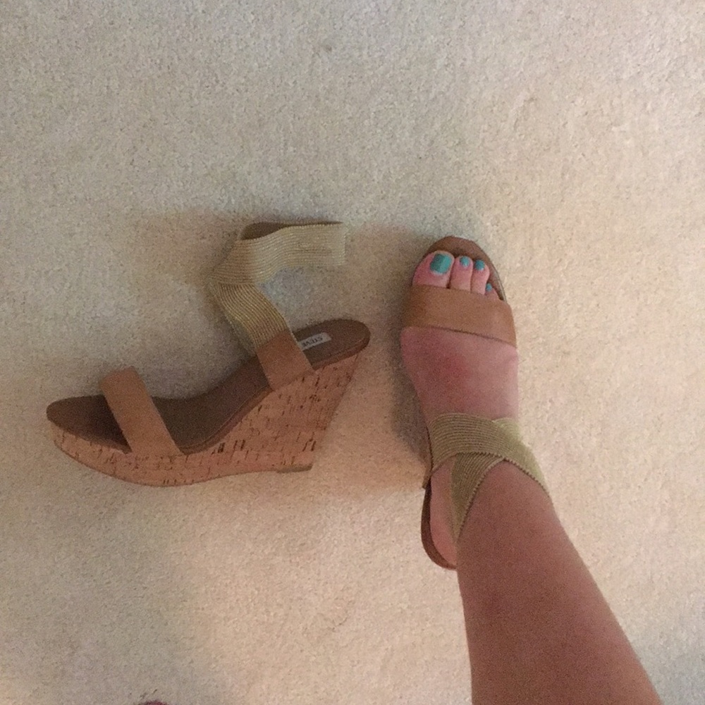 Steve Madden wedges